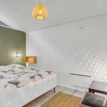 4 Bedroom Beautiful In *